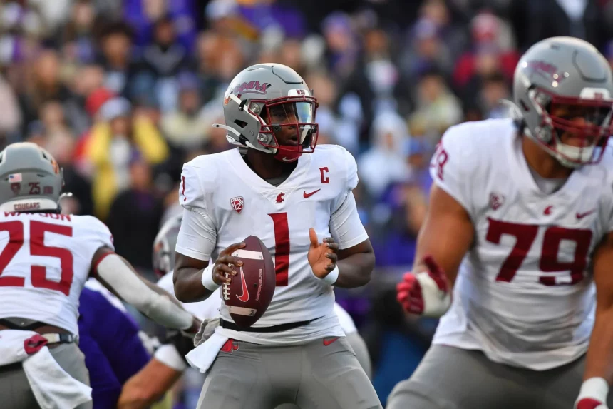 FootballR - NFL - Eine Gruppe von Footballspielern, darunter Cam Ward, spielen während ihrer Profikarriere ein Spiel.