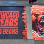 FootballR - NFL - Diese Beschreibung wurde automatisch generiert. Mit dem Pick Nr. 1 im NFL Draft wählen die Chicago Bears die Bears aus.