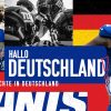 FootballR - NFL - Eine Werbecollage, die den Ausbau des NFL-Marketings in Deutschland hervorhebt, mit begeisterten Fans, Spielern der New York Giants im Gespräch mit dem Publikum, dem deutschen Gruß „Hallo Deutschland“ und dem Slogan Diese Beschreibung wurde automatisch generiert.