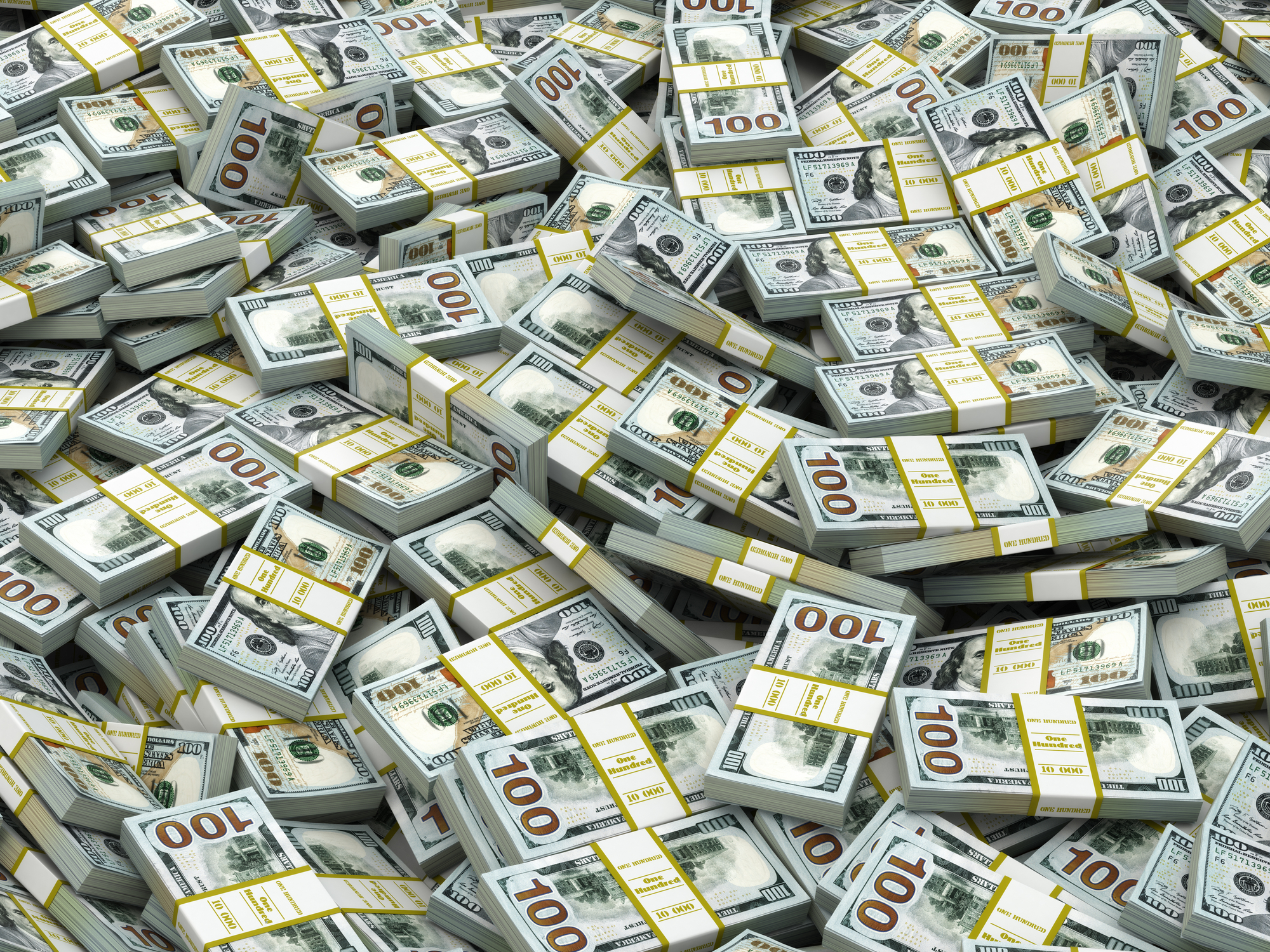 FootballR - NFL - Sunday Ticket - Milliarden Urteil gegen NFL - Ein großer Stapel von 100-Dollar-Scheinen ist gestapelt und mit gelben Bändern zusammengebunden, was einem Betrag von 8 Milliarden Dollar entspricht. Die Stapel sind willkürlich angeordnet, was eine chaotische, aber üppige Darstellung des Geldes ergibt und die hohe Menge und den hohen Wert des Geldes unterstreicht. Diese Beschreibung wurde automatisch generiert.
