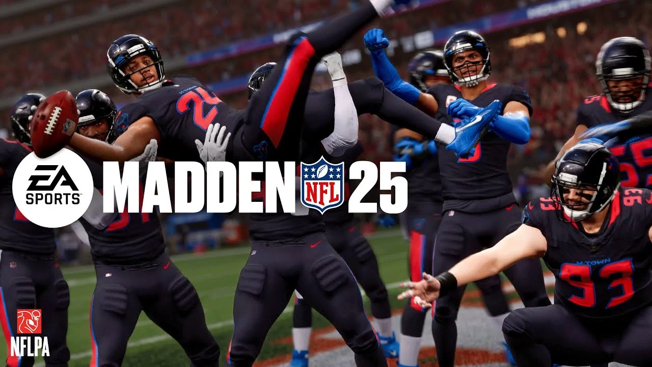FootballR - NFL Madden NFL 25 Ratings - Das Bild von Madden NFL zeigt NFL-Stars in schwarzen Uniformen, die einen Touchdown in einem Footballstadion feiern. Der zentrale Spieler, Nummer 20, hält triumphierend den Ball. Der fettgedruckte weiße Text „MADDEN NFL 25“ ist über die Spieler gelegt, darunter sind die Logos von NFLPA und EA Sports zu sehen. Diese Beschreibung wurde automatisch generiert.