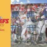 Auf einem Foto eines Gebäudes mit einem Sitzbereich im Freien ist ein Wandgemälde von zwei Footballspielern in rot-weißer Ausrüstung zu sehen, die den Geist der Kansas City Chiefs verkörpern. Das Wandgemälde ziert die Fassade des Restaurants, während auf der linken Seite eine gelbe Tafel das Logo „Chiefs Haus“ mit Strauss-Sponsoring zeigt. Diese Beschreibung wurde mit der FootballR KI automatisch generiert.