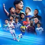 Collage verschiedener männlicher Sportler in unterschiedlicher Sportbekleidung, einige halten Sportgeräte in der Hand. Der Hintergrund ist ein Farbverlauf in Blau mit dynamischen Linien und dem Text International Player Pathway: Talent Program, Kandidaten 2025“ neben einem NFL-Logo. Diese Beschreibung wurde mit der FootballR KI automatisch generiert.