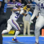 Aaron Jones nimmt Gehaltskürzung hin, um bei den Vikings zu bleiben